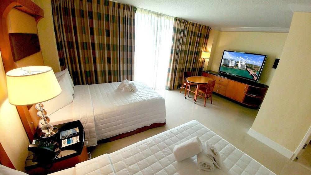 The Casablanca On The Ocean West Tower Hotel Miami Beach Exterior foto